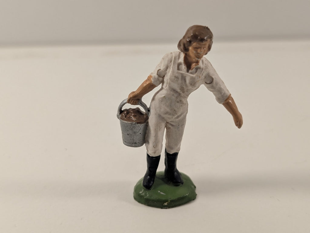Britains “Land Girl / Farm Worker” Figure – 1:32 Scale