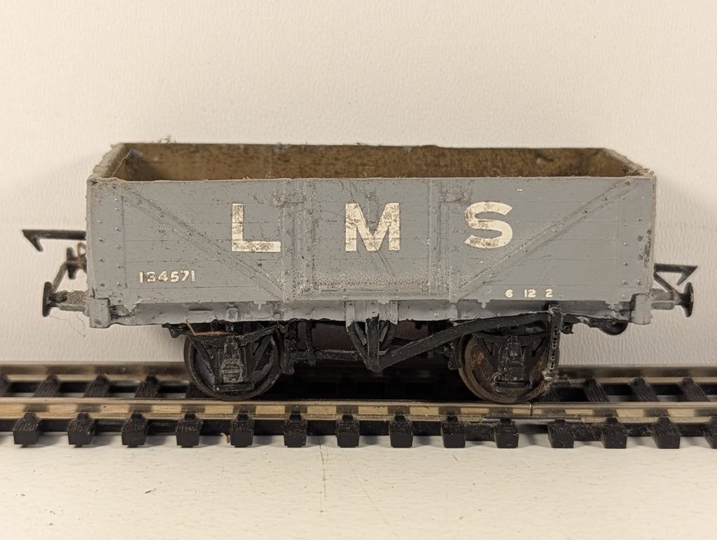 Kit-built OO Gauge LMS 5-Plank Open Wagon 134571 LMS Grey