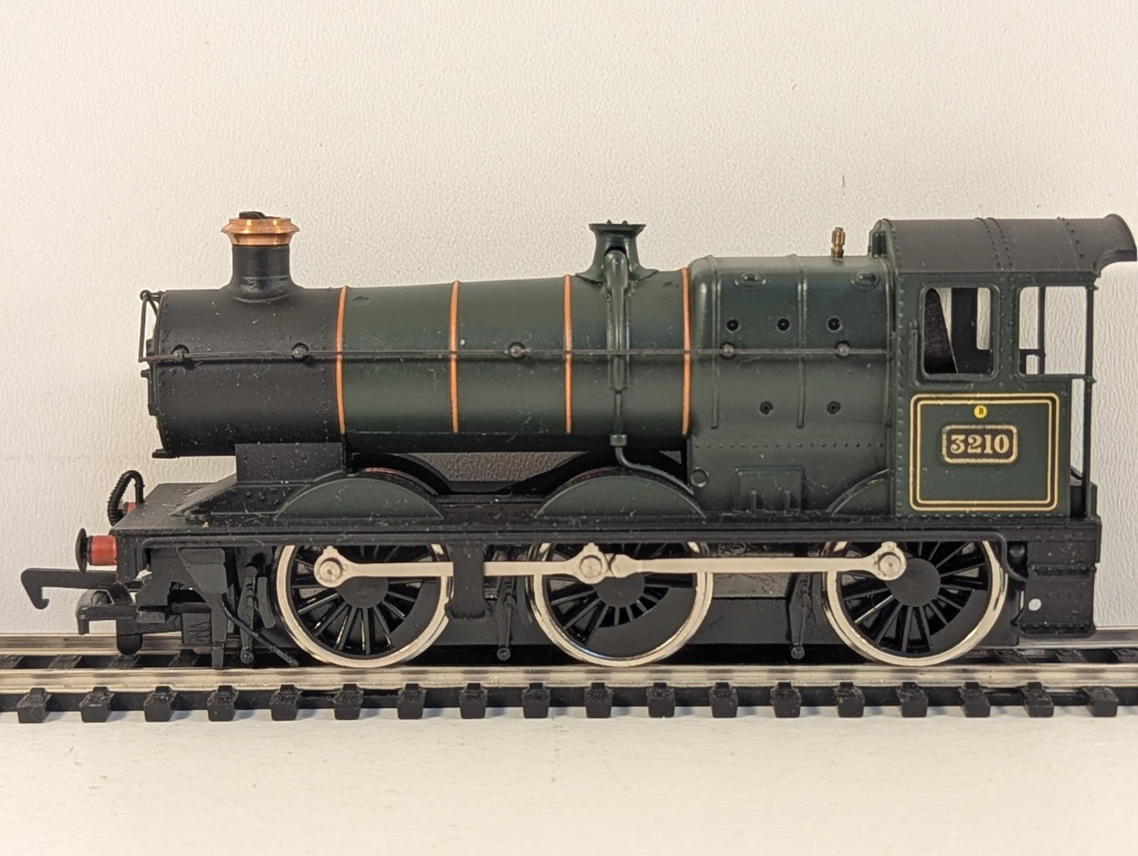 Mainline OO Gauge Class 2251 Collett Goods 0-6-0 Poor Runner