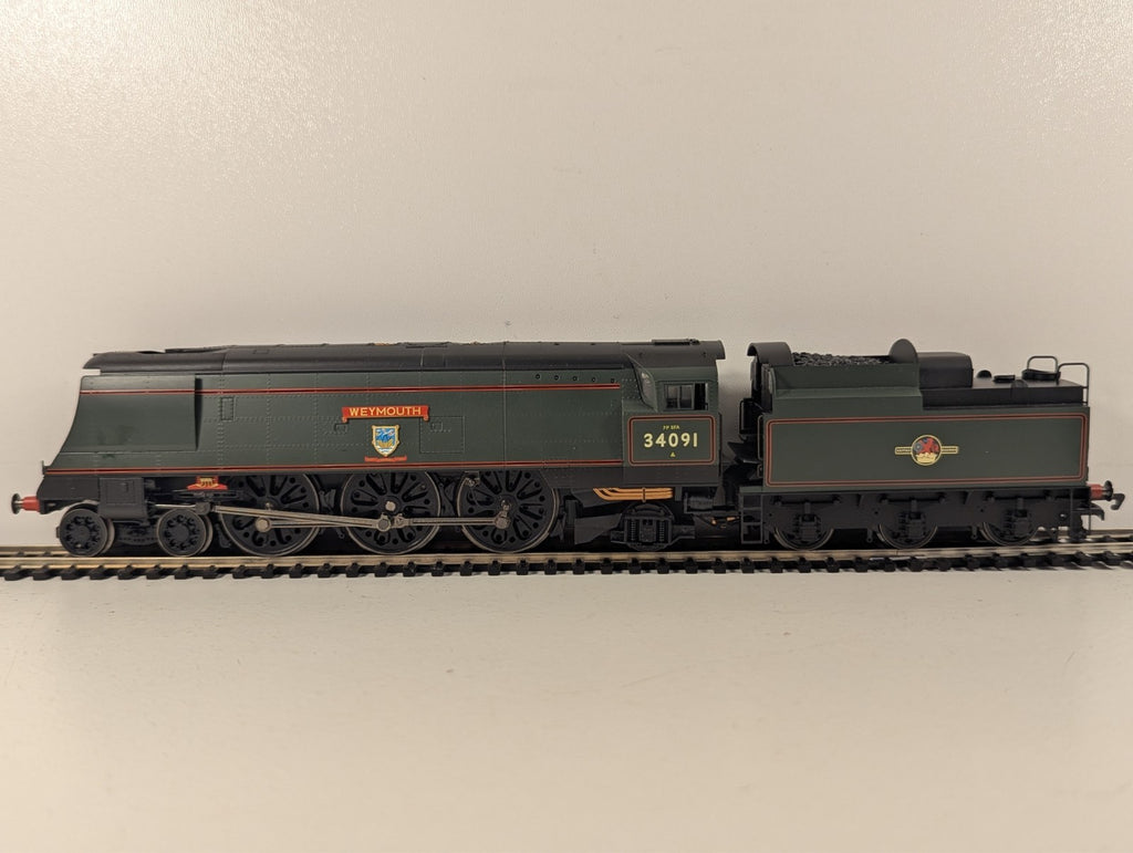 Hornby R2282 West Country Class Bulleid Pacific Weymouth - Boxed