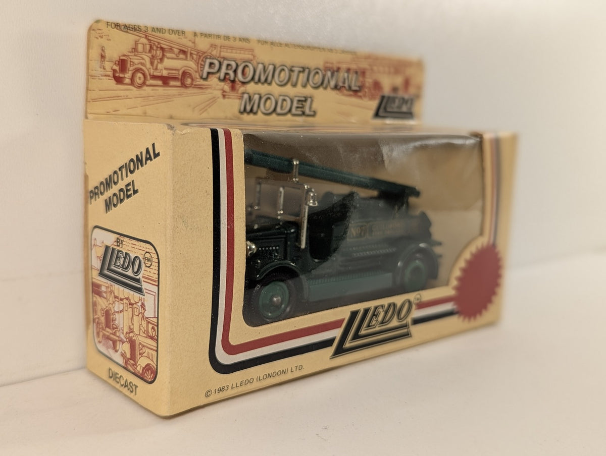 Lledo Dennis Fire Engine Die-cast Model Nº7 Guildford Fire Brigade