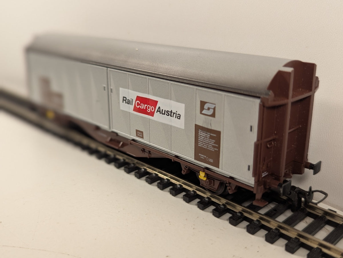 Roco 76791 HO Gauge Sliding Wall Freight Wagon