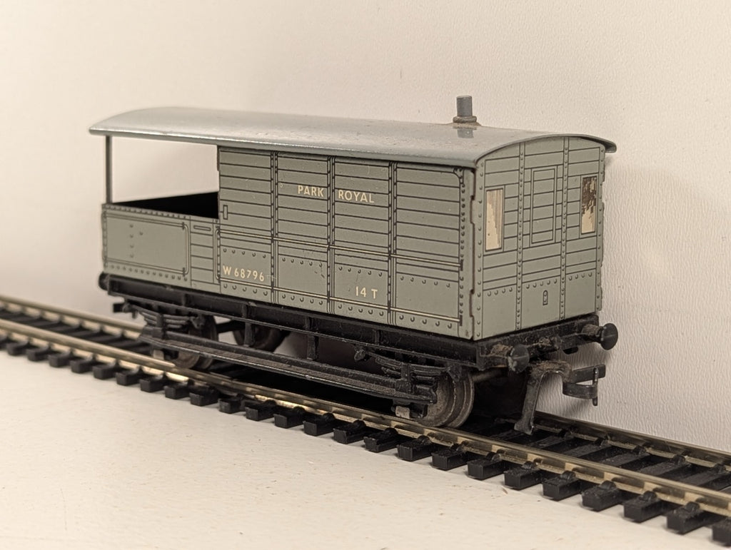 Hornby Dublo OO Gauge GWR Grey Toad Brake Van - Wrong Box