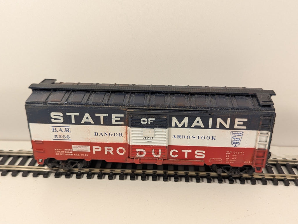 Athearn Bangor & Aroostook “State of Maine Products” Boxcar