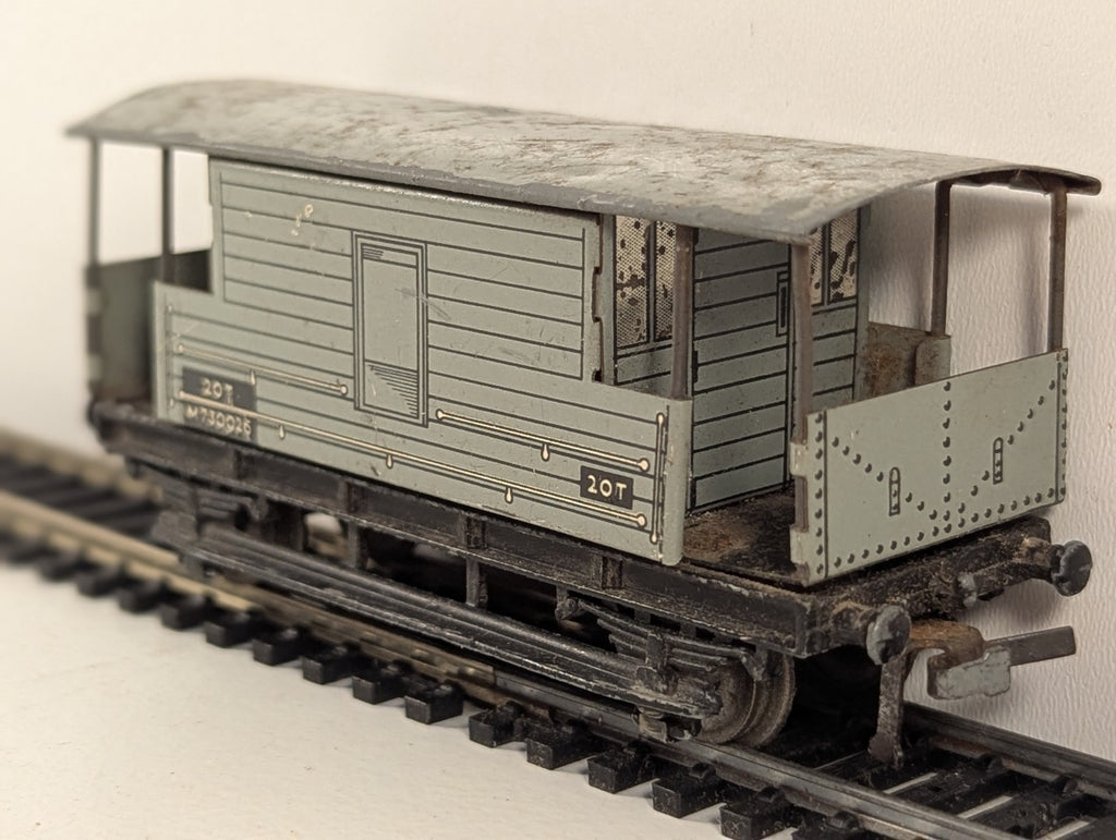 Hornby Dublo 32045 OO Gauge BR 20 Ton Brake Van