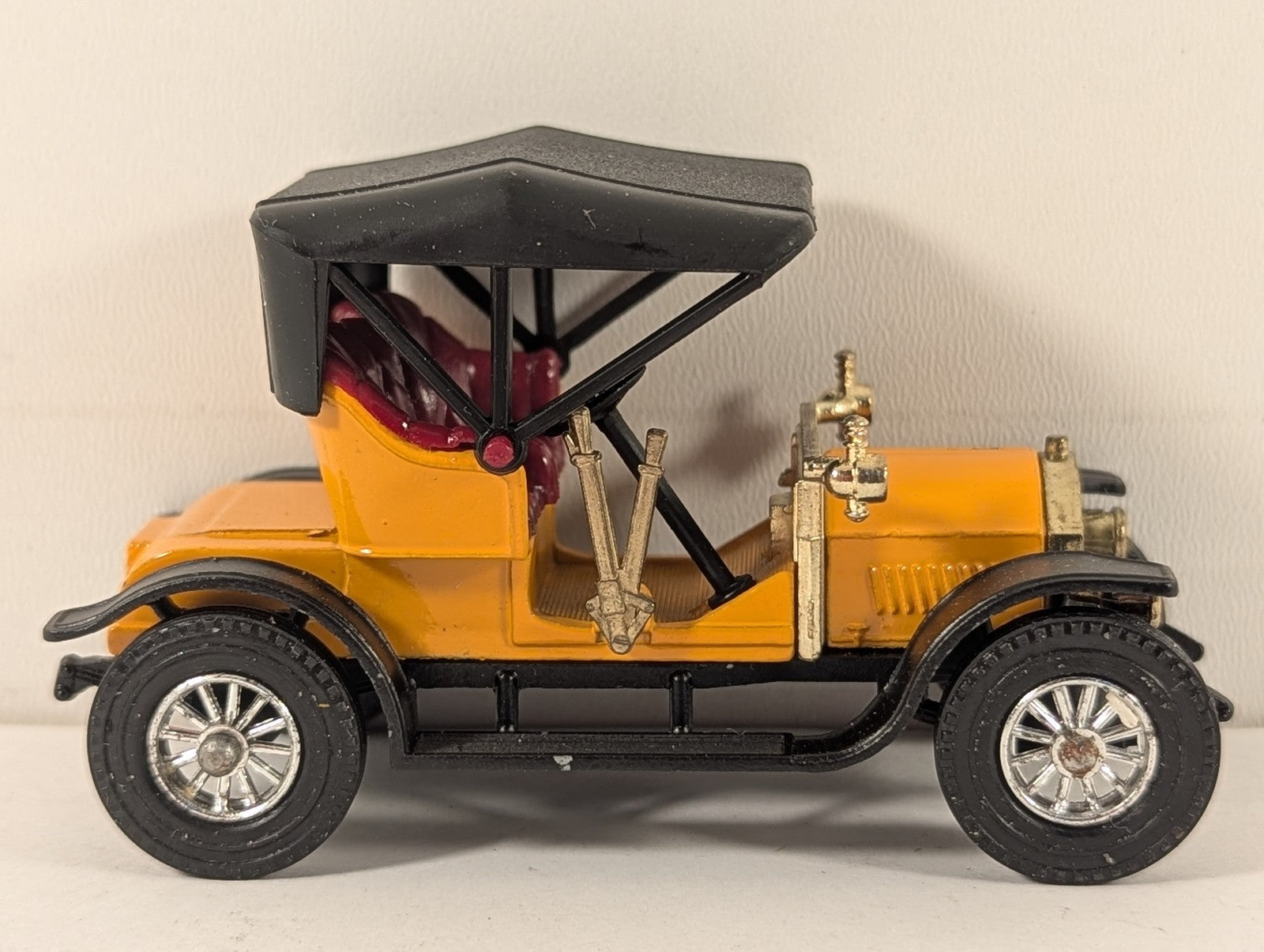 Matchbox Models of Yesteryear 1909 Opel Coupe Die-cast Model Car IIIA 527
