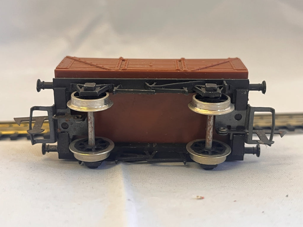 Trix 7 Plank Wagon Brown