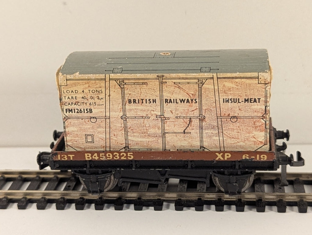 Hornby Dublo 4648 Insul-Meat Container Wagon OO Gauge Boxed