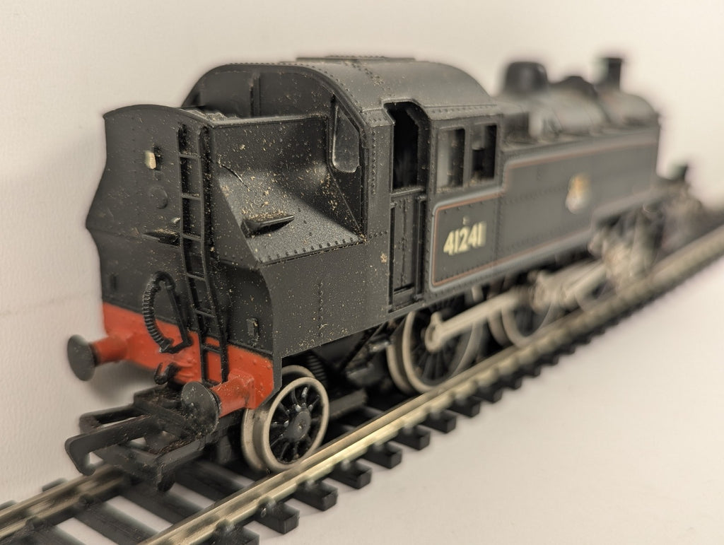Bachmann OO Gauge Ivatt 2-6-2 Tank Steam Locomotive 41241 BR Lined Black 31-451