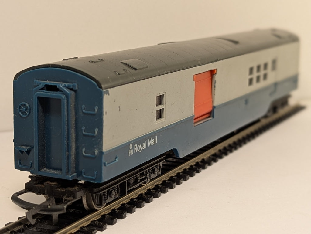 Tri-ang Railways R119 OO Gauge Operating Mail Coach Blue & Grey