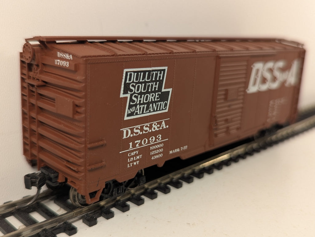 Accurail HO Gauge 40' AAR Steel Boxcar 17093