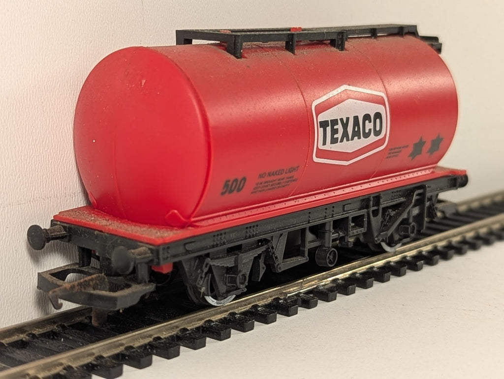Hornby OO Gauge Texaco Tank Wagon 500 Texaco Red R234