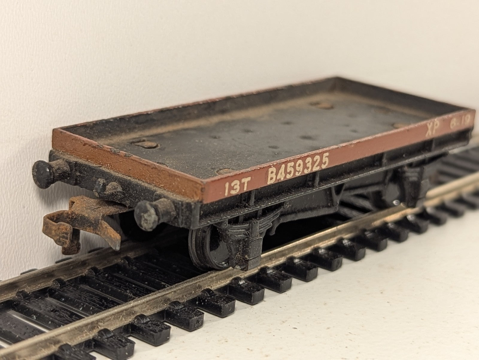 Hornby Dublo 13 Ton Low Sided Wagon OO Gauge - Boxed
