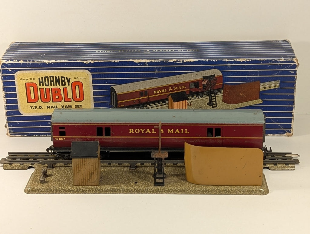 Hornby Dublo OO Gauge T.P.O. Mail Van Set W 807 BR Maroon 32099