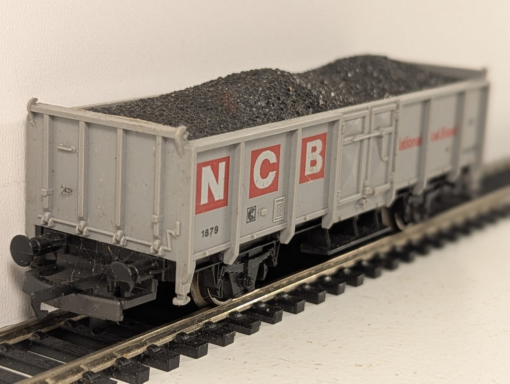 Lima OO Gauge National Coal Board 21 Ton Mineral Wagon Goods Wagon 1879 NCB Grey