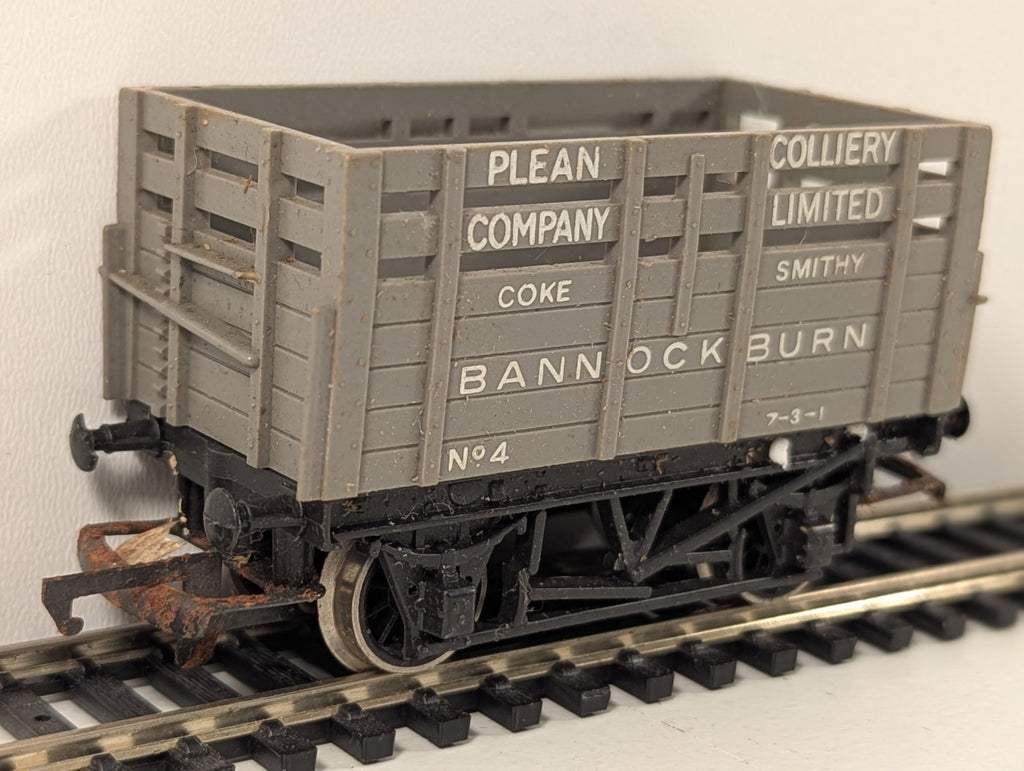 Hornby R101 OO Gauge Plean Colliery Bannockburn Coke Wagon