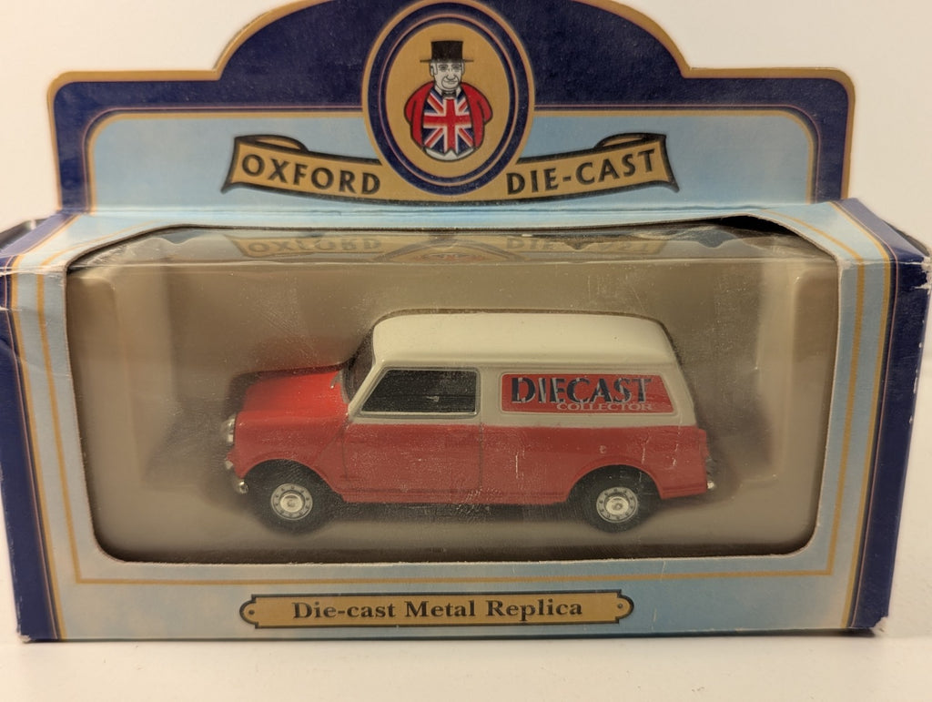 Oxford Diecast Mini Van “Diecast Collector” Red with White Roof