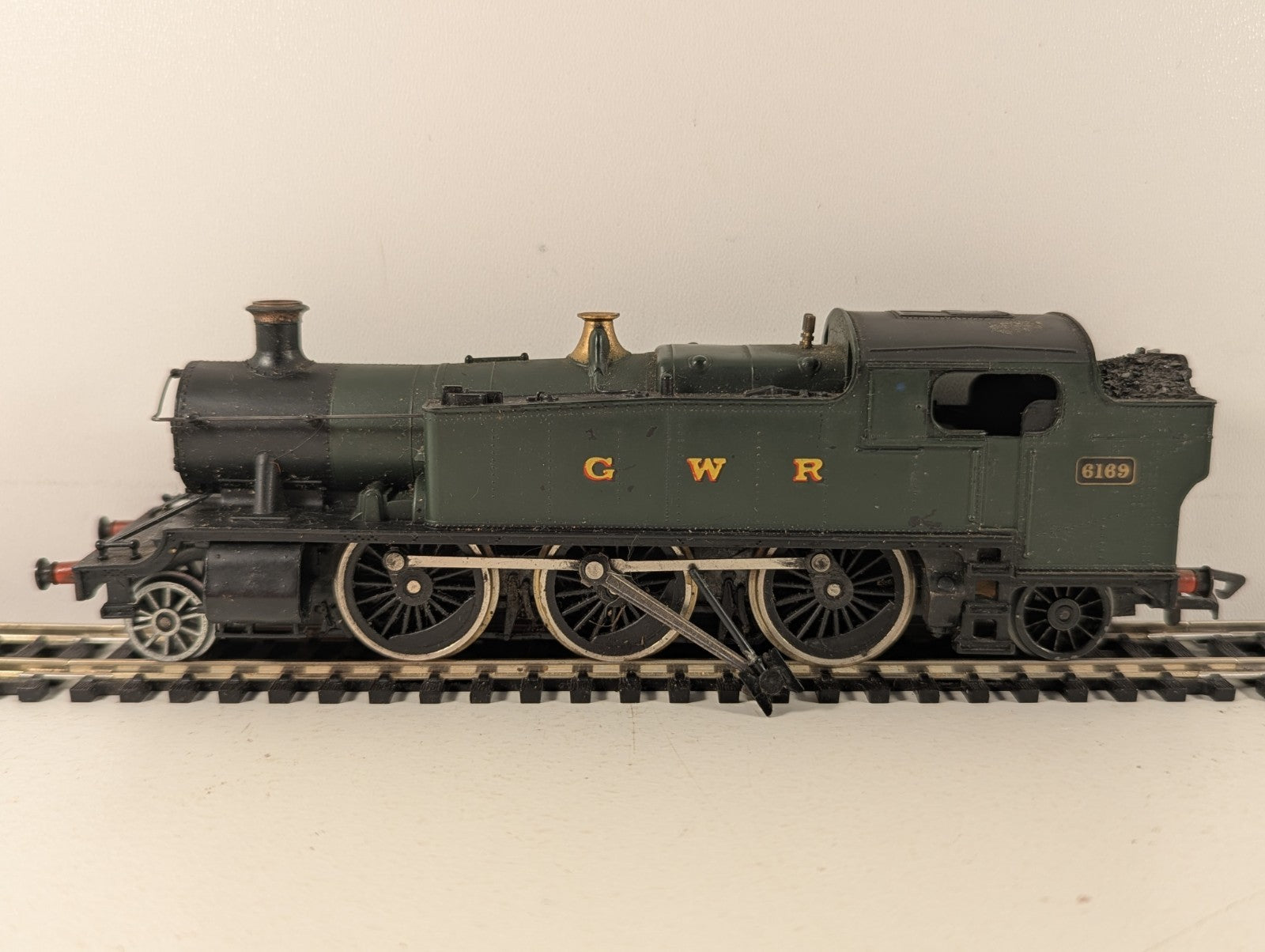 Mainline OO Gauge GWR Class 61xx Large Prairie 2-6-2T Steam Locomotive - Spares