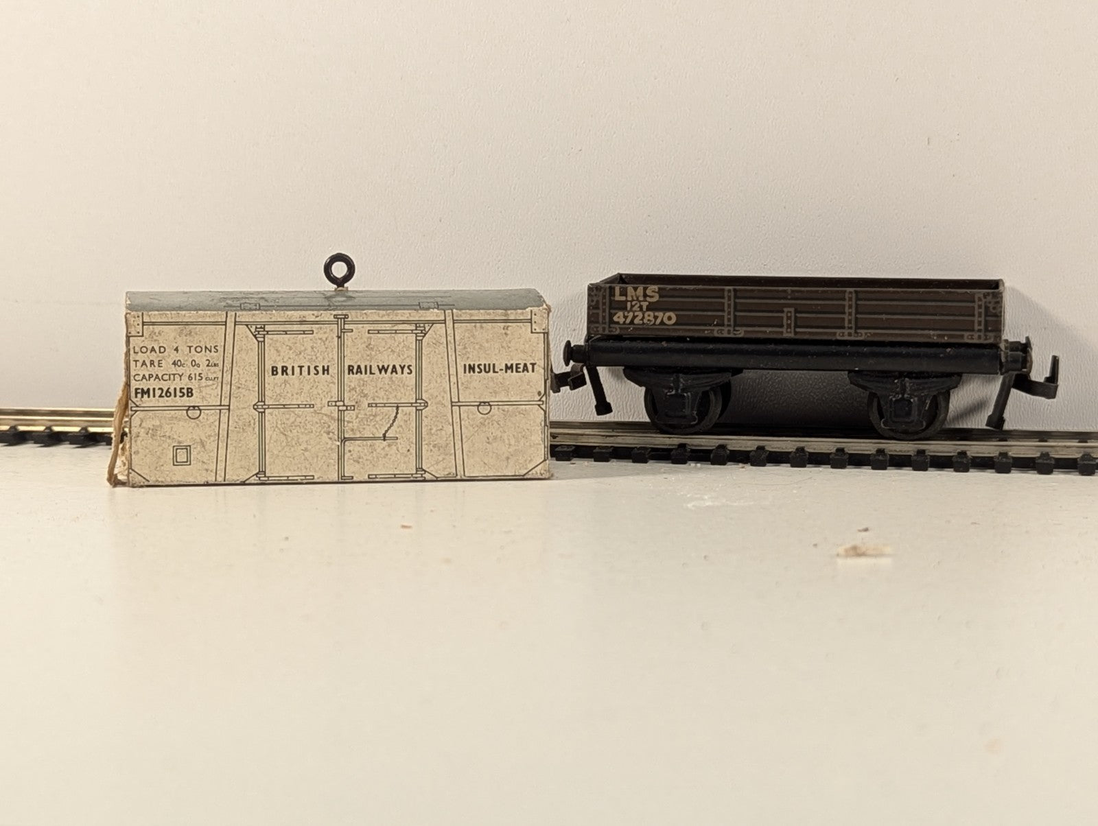 TrixTinplate 12Ton OpenGoods Wagon with WhiteMeat Container - Wrong Wagon in box