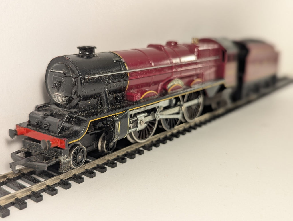 Hornby OO Gauge Princess Royal Class 4-6-2 'Princess Elizabeth' Steam Locomotive