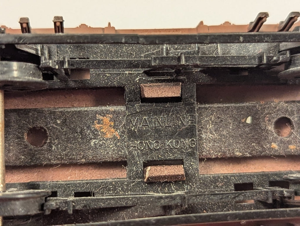 Mainline OO Gauge Blaenavon 20T Steel Mineral Wagon (Missing Coupling & Buffer)