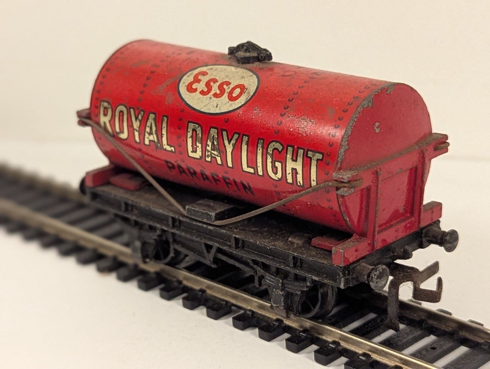 Hornby Dublo D1 Royal Daylight Paraffin Oil Tank Wagon OO Gauge