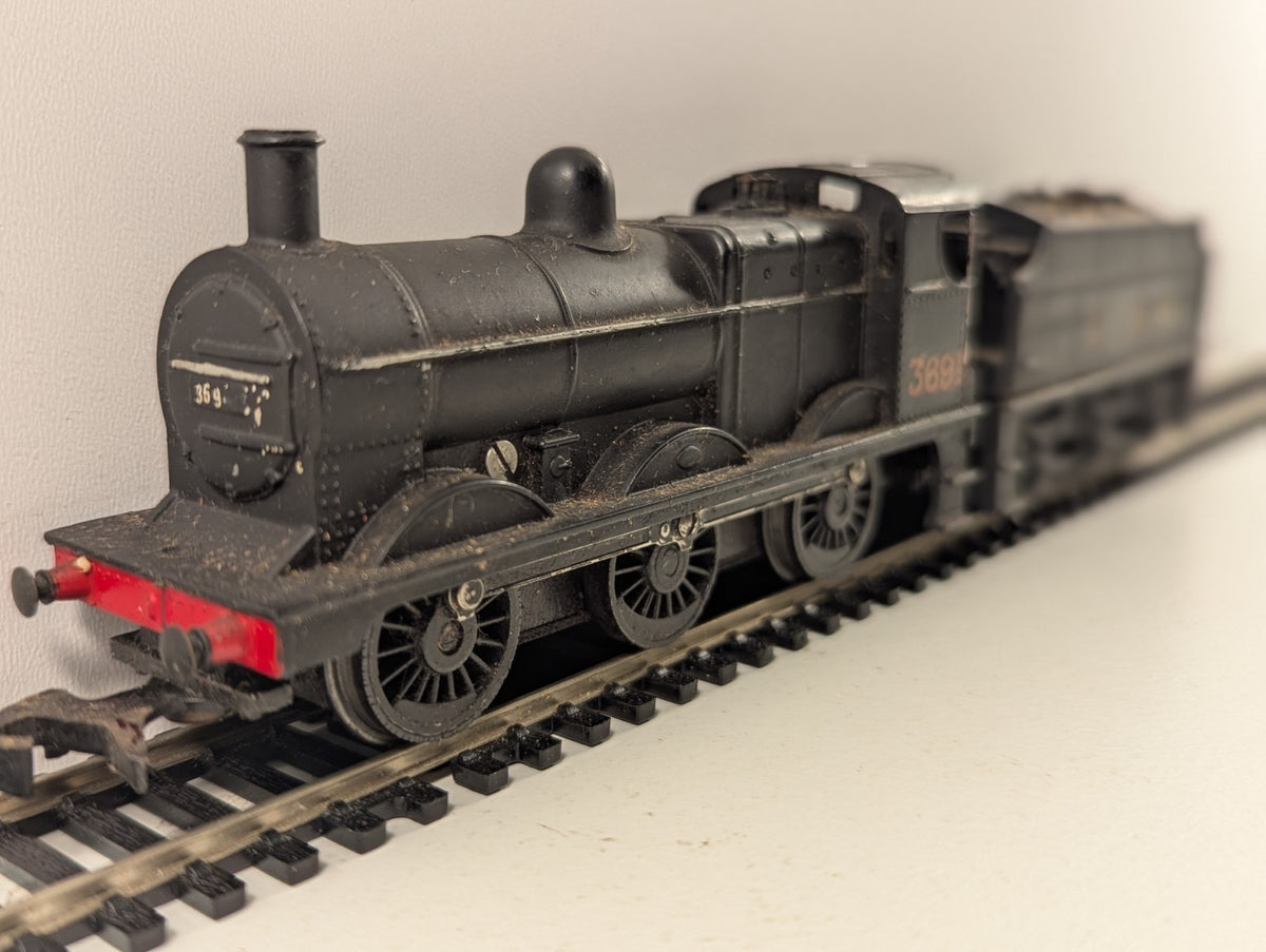 Tri-ang OO Gauge LMS Class 4F Black Steam Locomotive (Repainted) Needs Attention