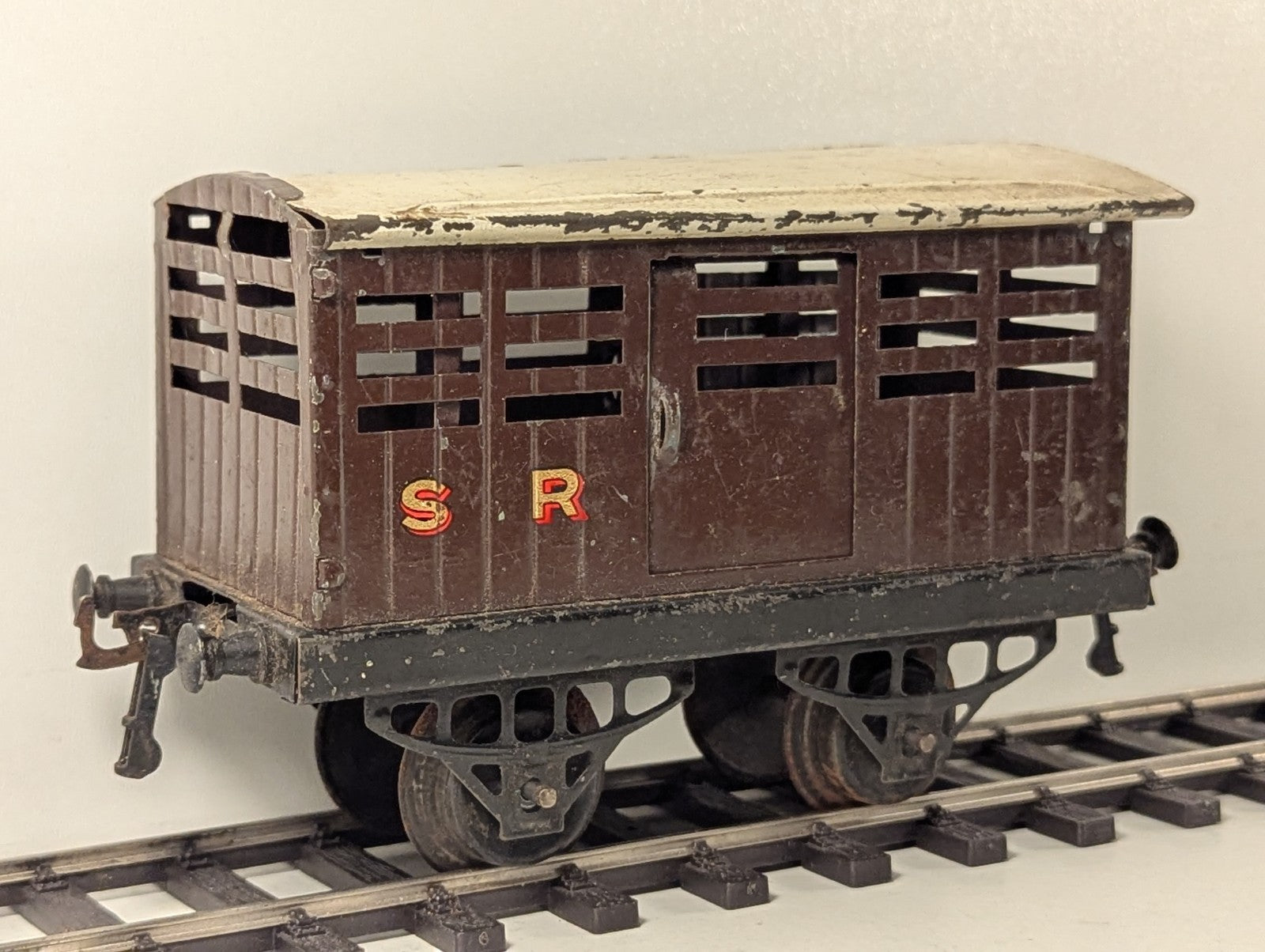 Hornby O Gauge No.2 SR Cattle Wagon - Damaged