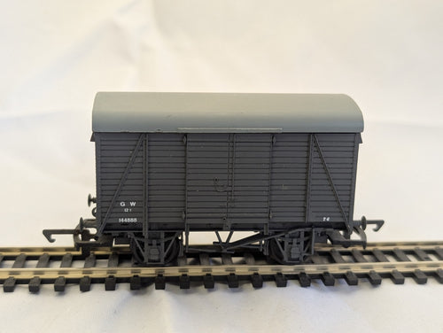 Dapol B/15 GWR 12T Box Van SR Style