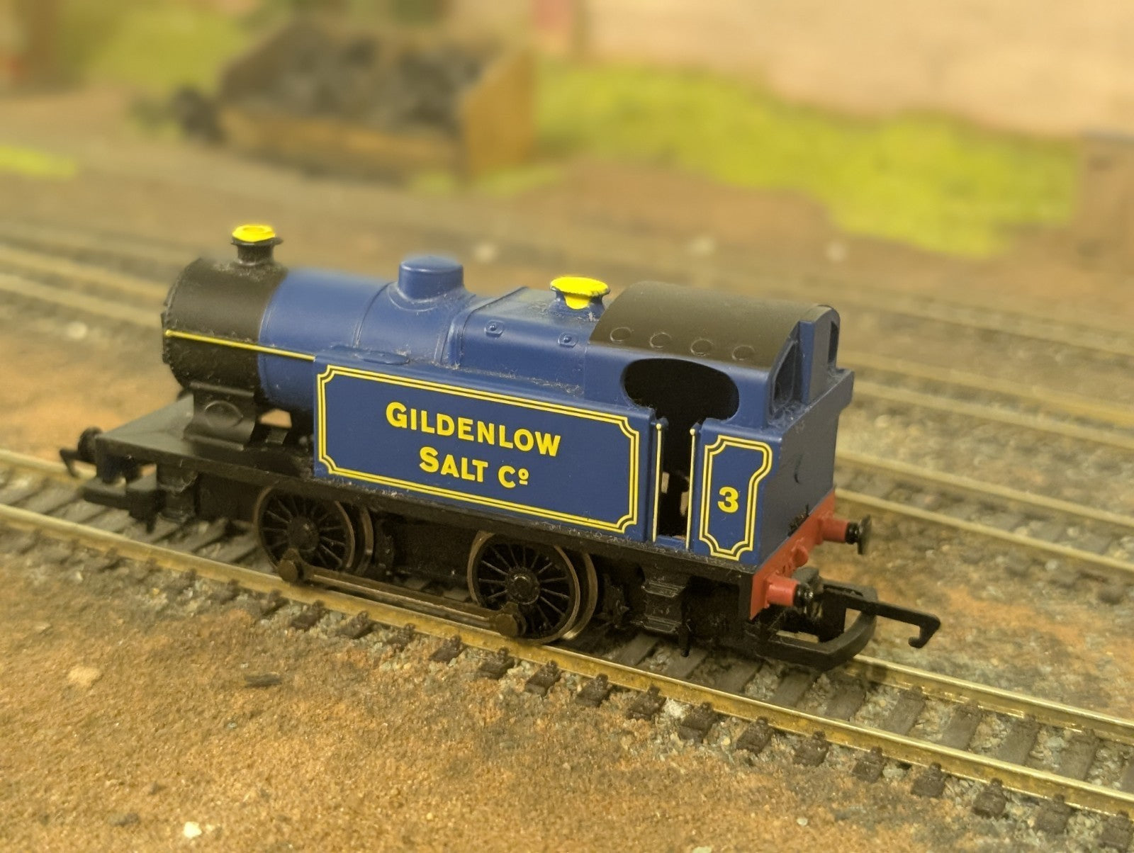 Hornby R3211 Class D 0-4-0T 3 in Gildenlow Salt Co lined Blue