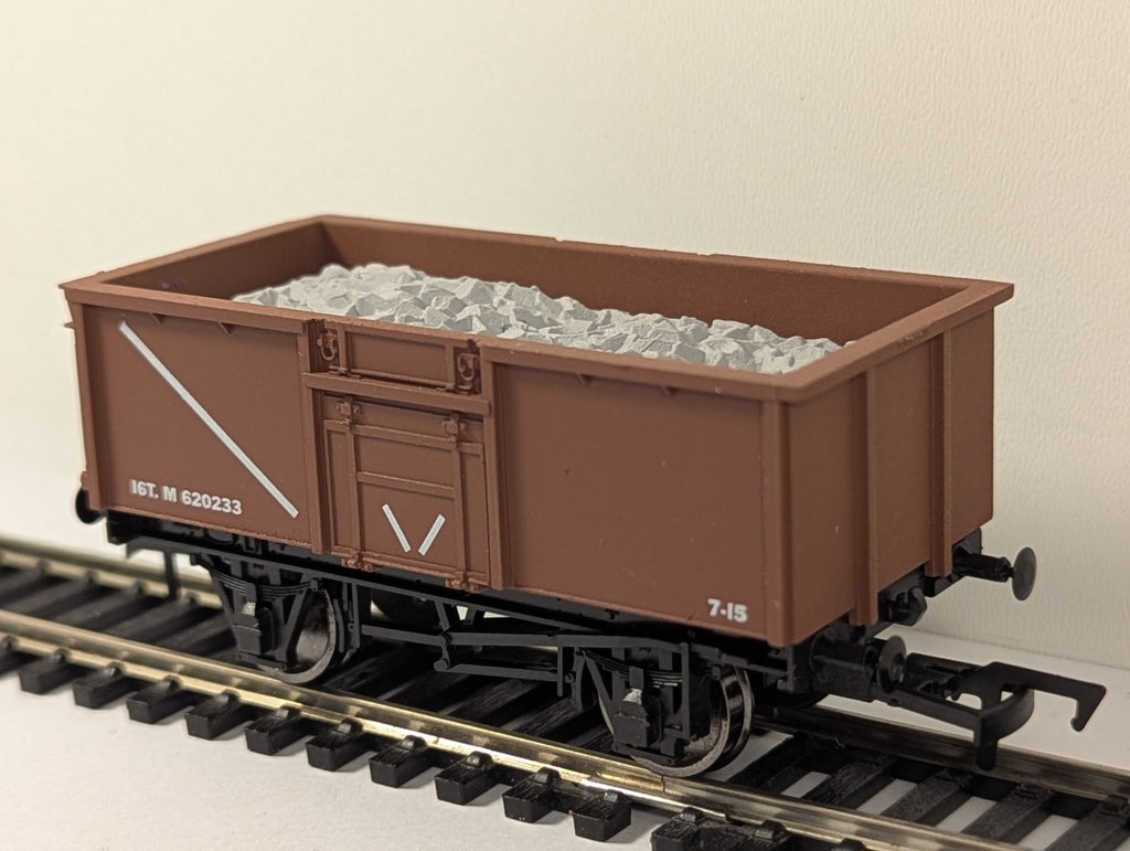 Dapol 4F-030-104 OO Gauge 16T Steel Mineral Wagon BR Bauxite