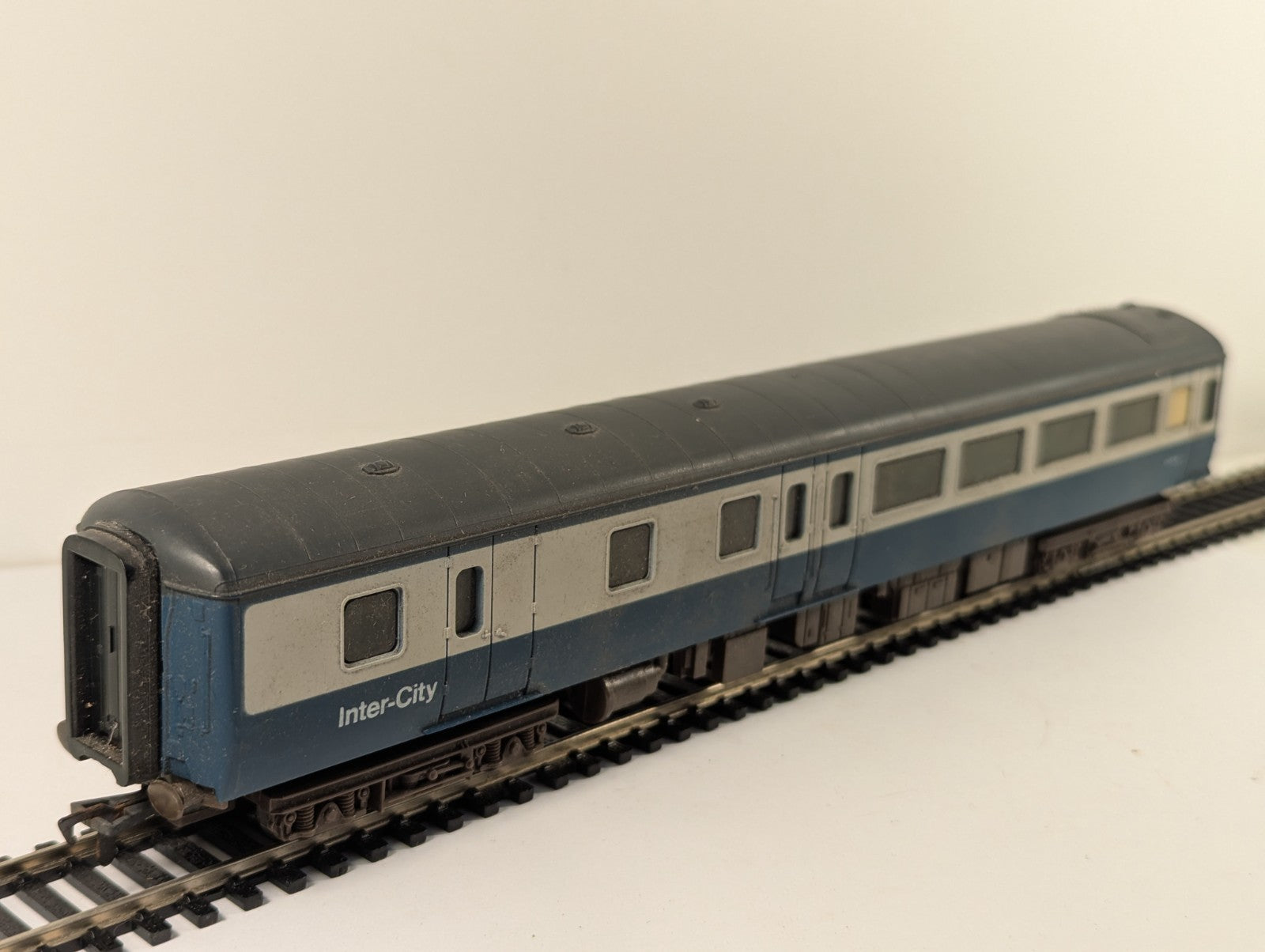 Airfix 54200-5 OO Gauge Intercity Mk2 Brake 2nd Coach