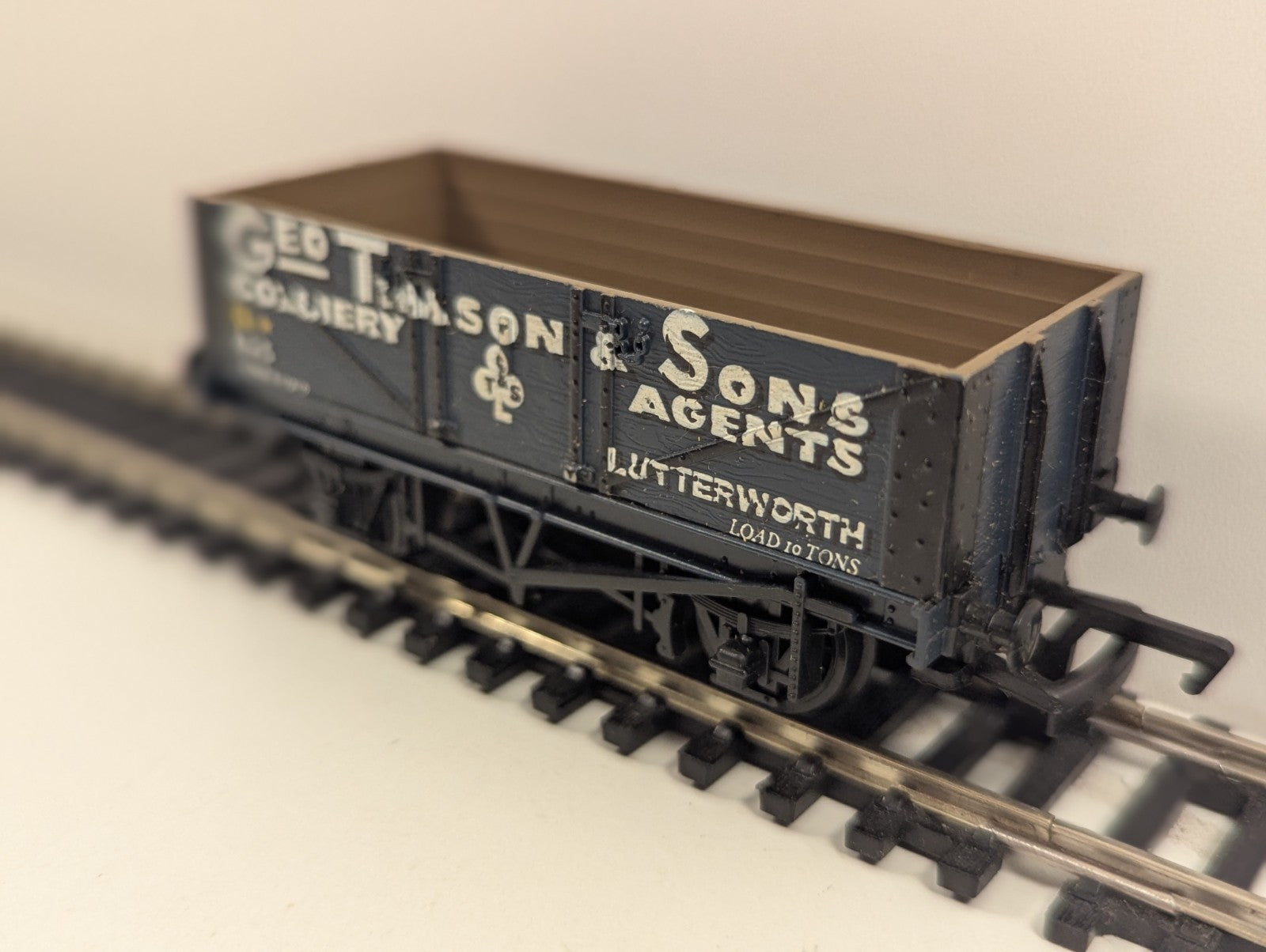 Mainline OO Geo Timson 5 Plank Wagon Lutterworth