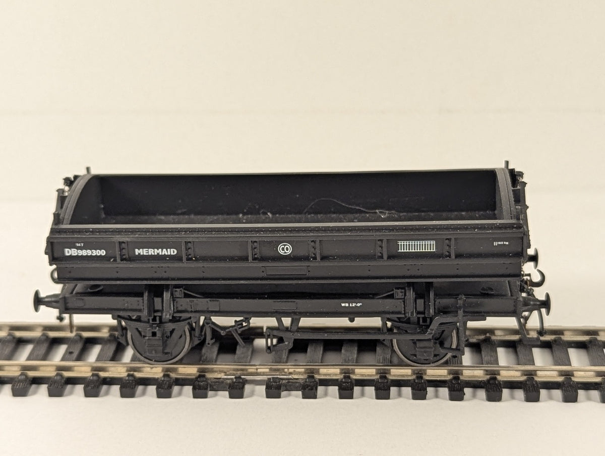 Flangeway ME-3 Mermaid ballast wagon in BR black DB989264