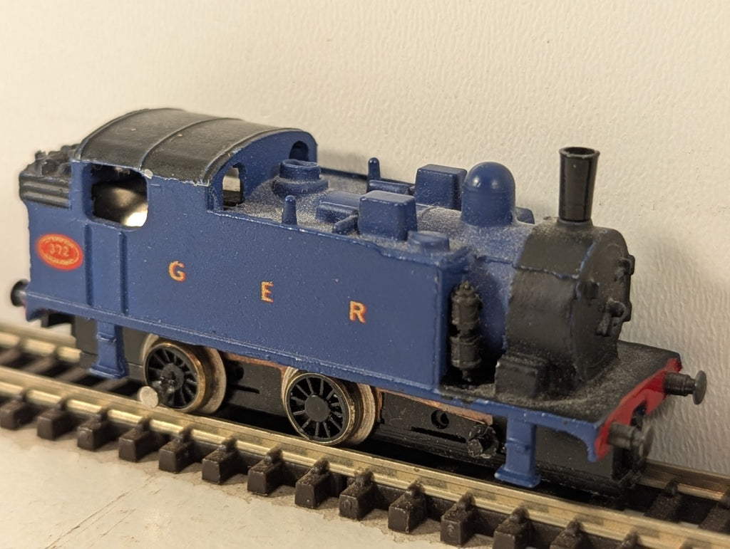 Graham Farish N Gauge GER Blue 0-6-0 Tank Engine Non-Runner