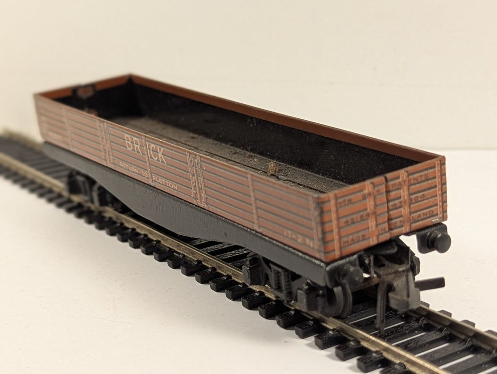 Trix OO Gauge Brick Wagon