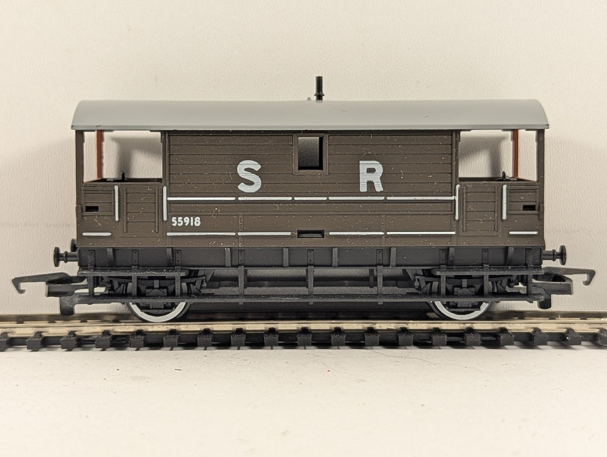 Hornby OO Gauge SR 20 Ton Pillbox Brake Van 55918 SR Brown R124