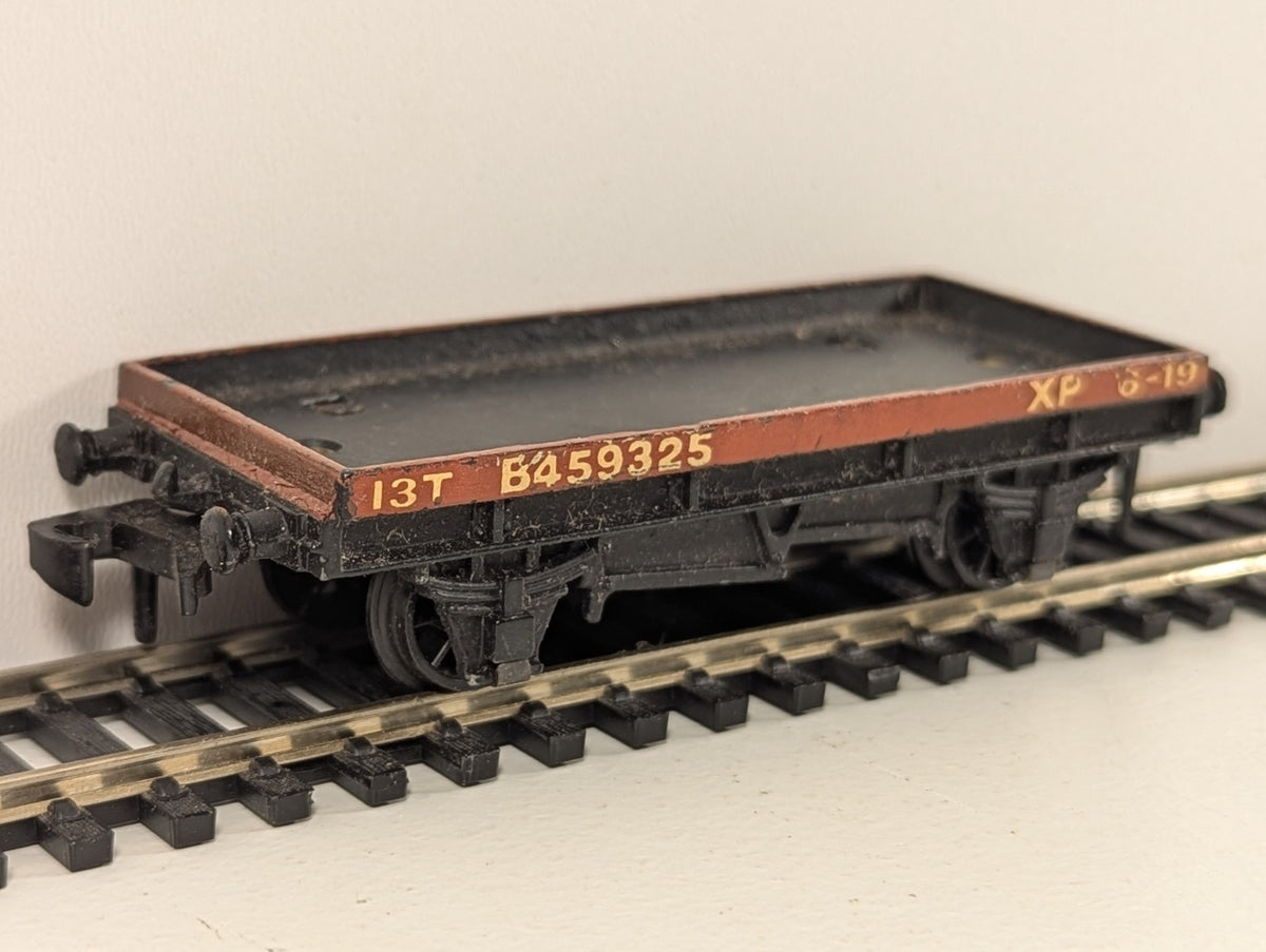 Hornby Dublo 13-Ton Flat Wagon B459325 in BR Bauxite
