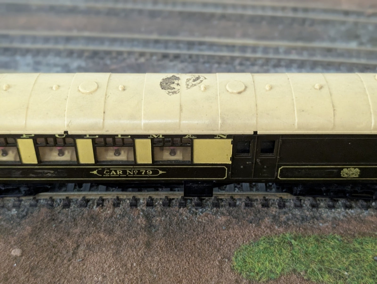 Tri-ang R328 OO Gauge Pullman Brake Coach ‘Car No 79’