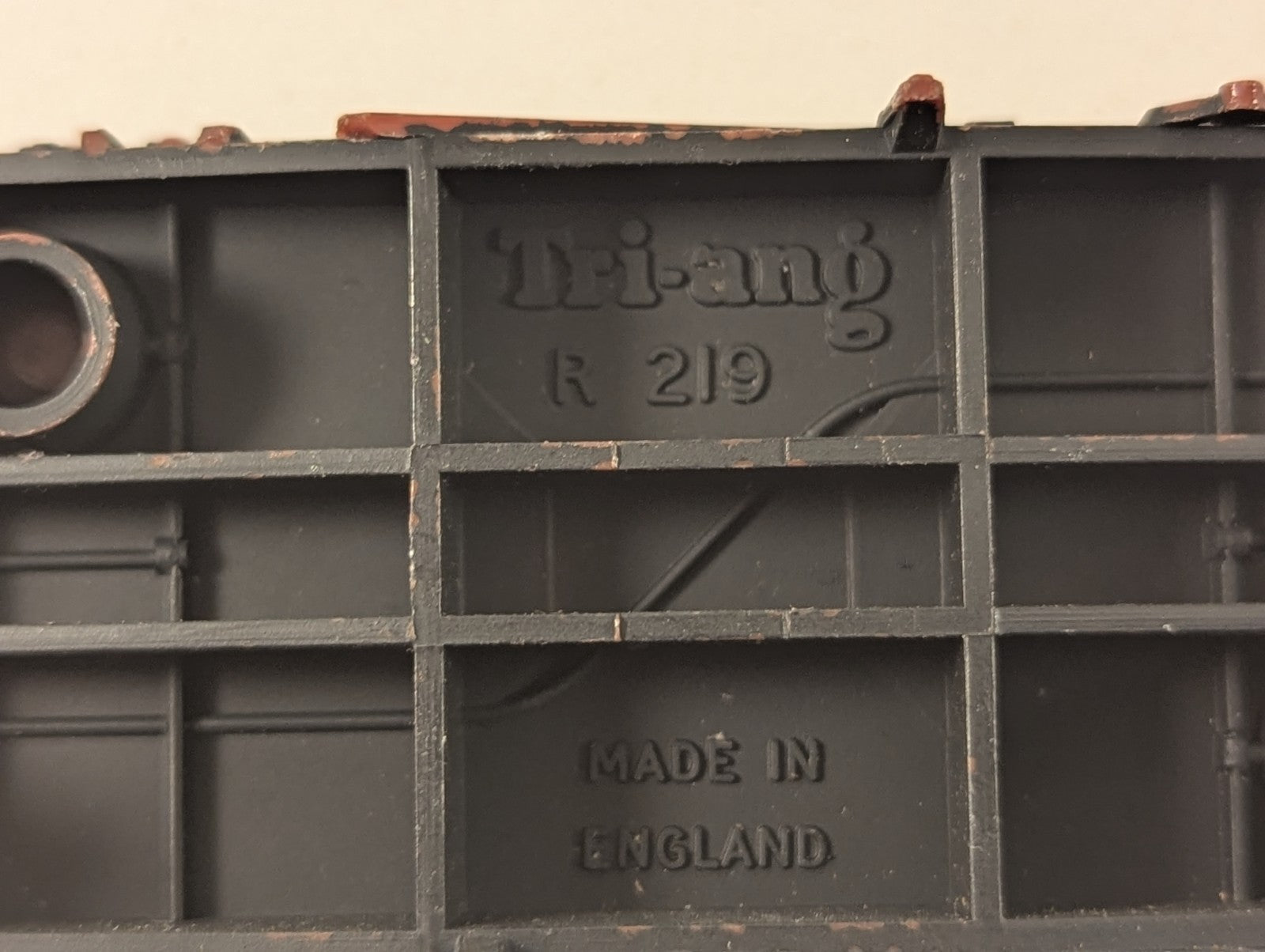 Tri-ang OO Gauge 50 Ton Bogie Brick Wagon Goods Wagon E451004 BR