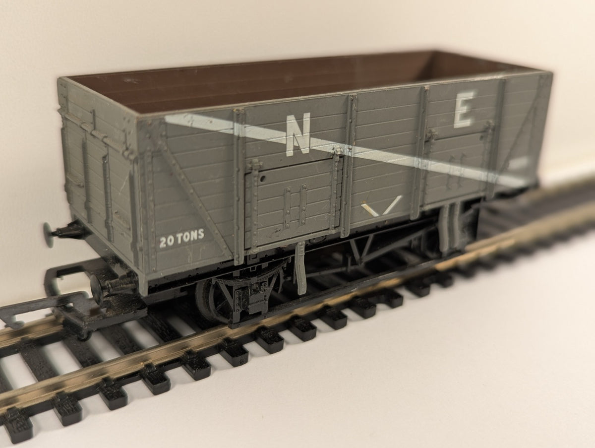 Airfix / GMR 54369-3 OO Gauge 20-Ton Mineral Wagon – LNER Grey