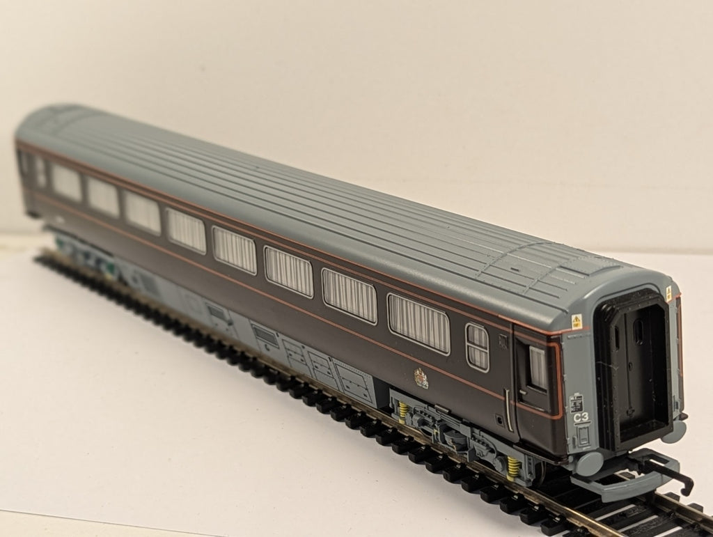 Hornby OO Gauge Mk3 Royal Train Coach 2904