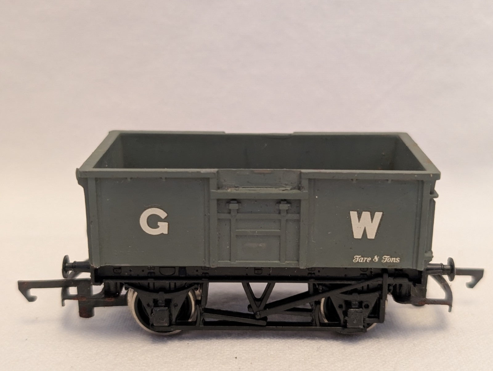 Hornby OO Gauge GWR 5 Plank Open Wagon Goods Wagon B75301 GWR Grey