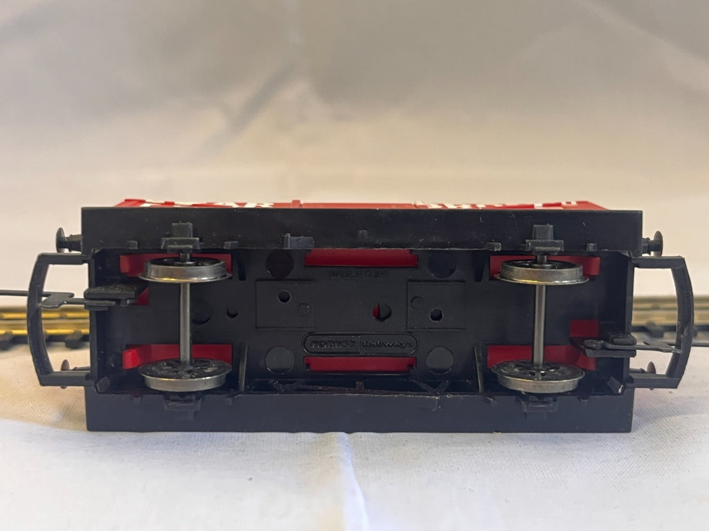 Hornby R1111 OO Gauge Fear Bros Staines LWB 7 Plank Wagon