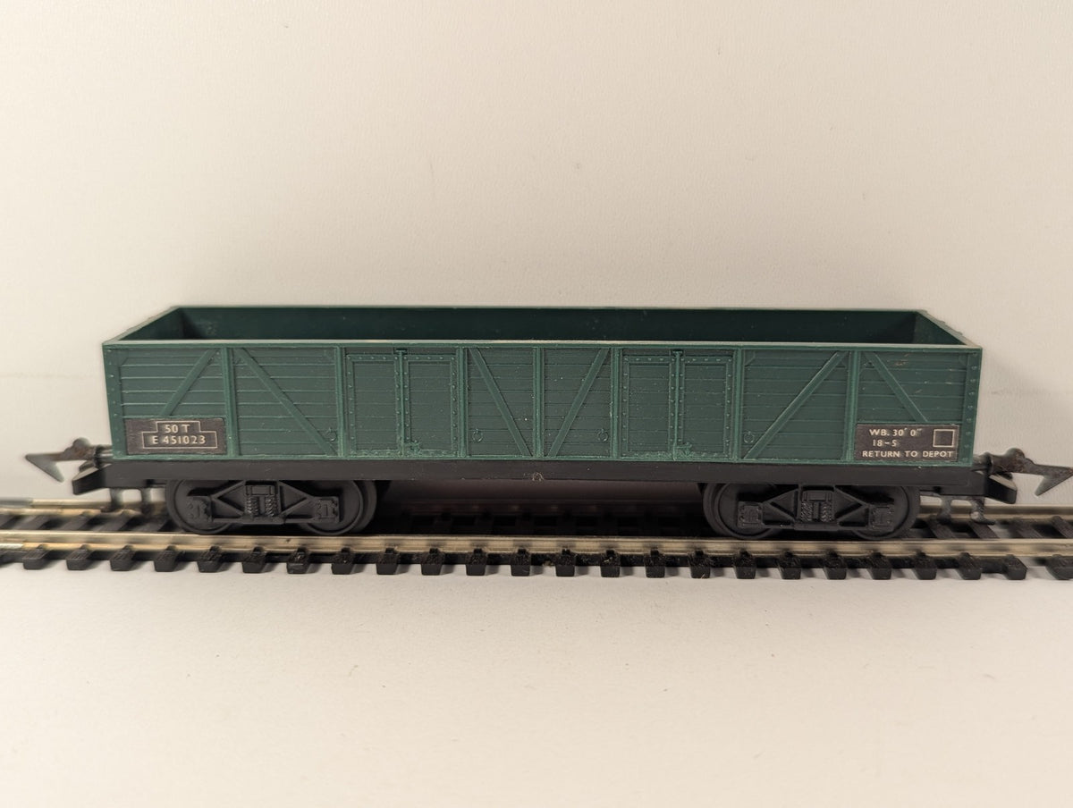 Playcraft HO Gauge 50-Ton Bogie Open Wagon Goods Wagon E 451023 BR Green