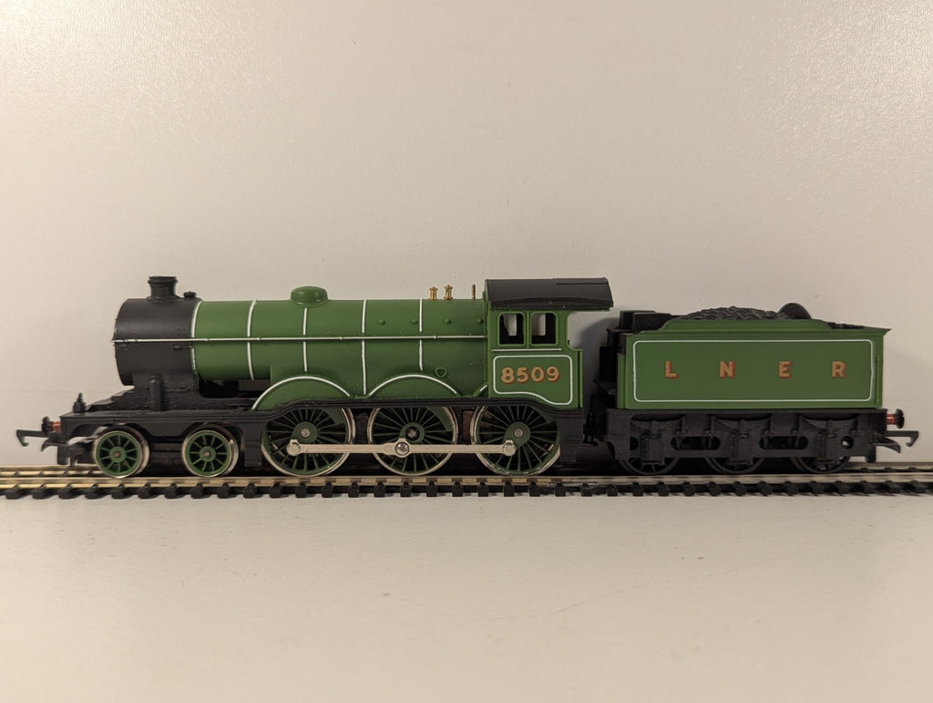Hornby Railways R866 OO Gauge LNER Class B12/3 - Boxed