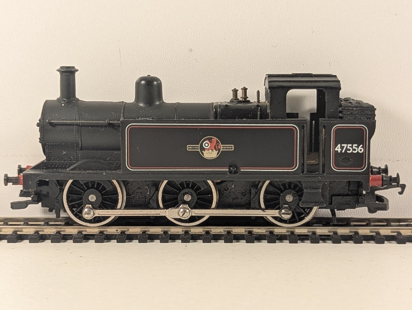 Hornby OO Gauge Class 3F Jinty 0-6-0T Steam Locomotive 47556