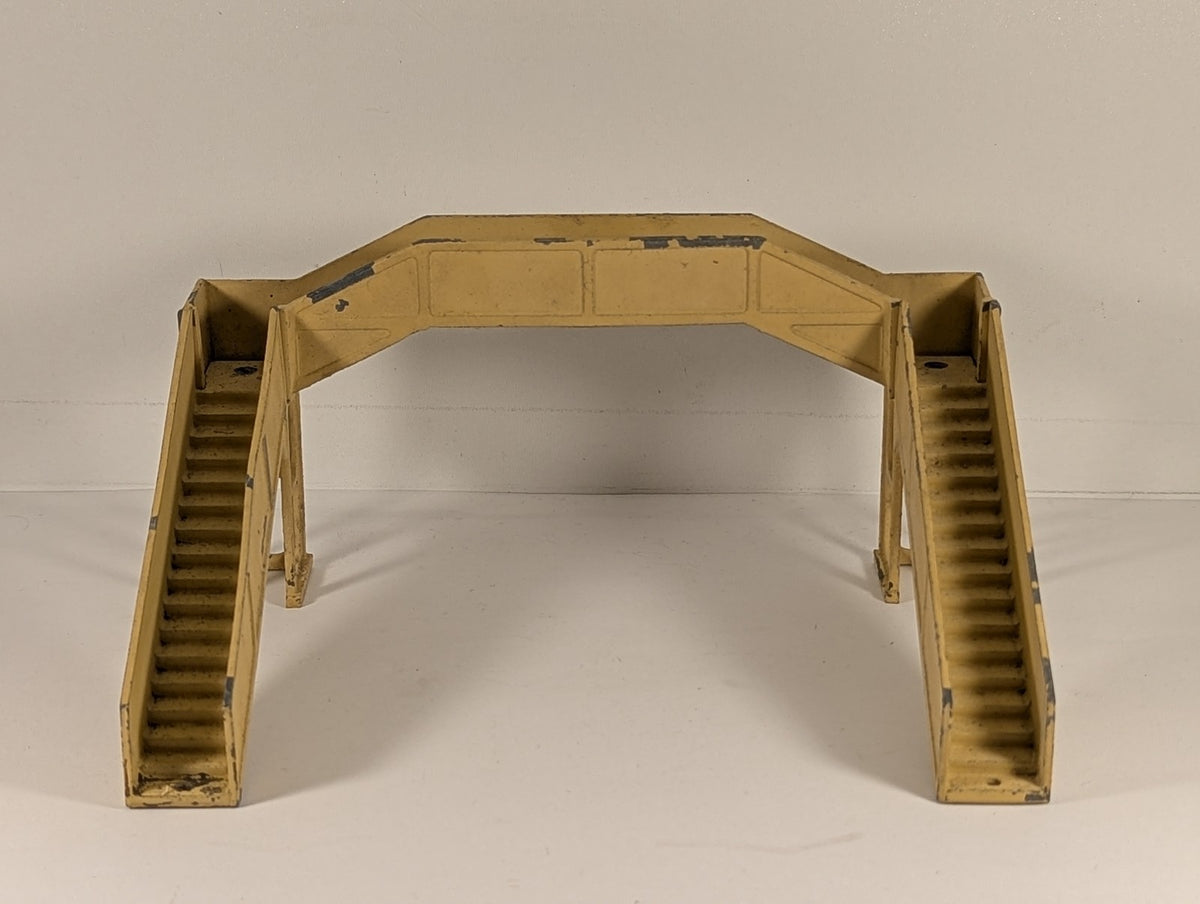 Hornby Dublo OO Gauge D1 Footbridge Cream