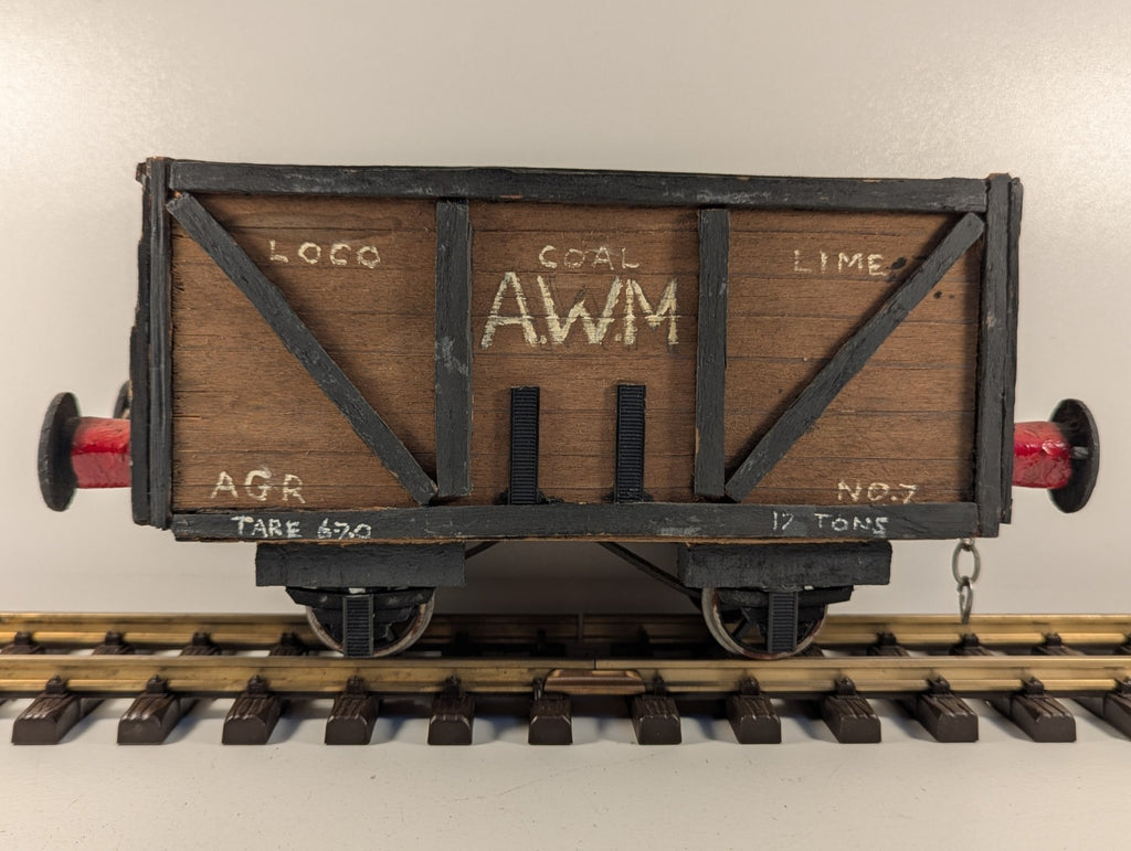 G Gauge Custom 17 Ton 7 Plank Wagon