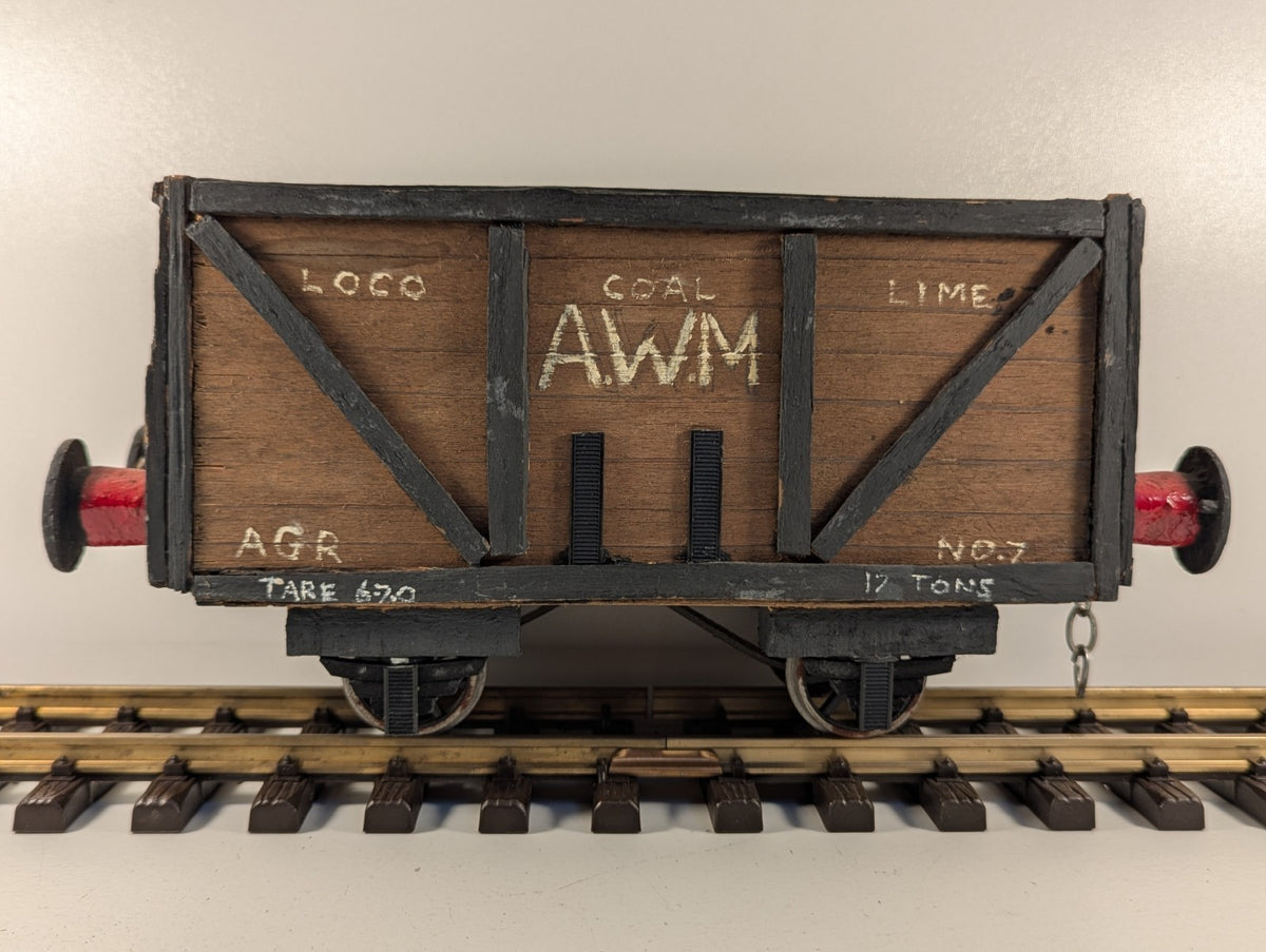 G Gauge Custom 17 Ton 7 Plank Wagon
